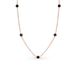 золотое шейное украшение с ониксом